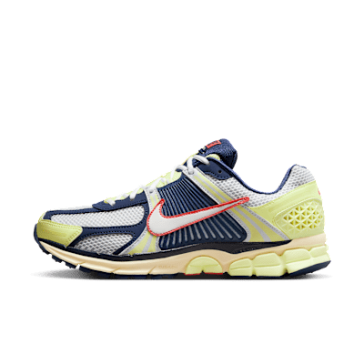 スニーカー Nike Zoom Vomero 5 Men's Shoes Nike Zoom Vomero 5 Men's Shoes. Nike.com
